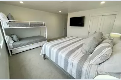 1347 N Paseos St, Washington, UT 84780 - Photo 26