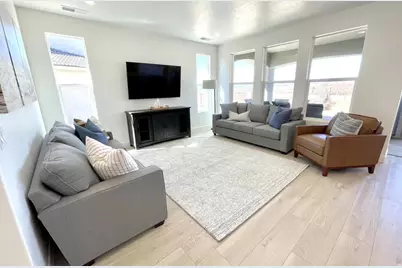 1347 N Paseos St, Washington, UT 84780 - Photo 6