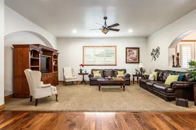 3962 W Farmingdale Ct S, South Jordan, UT 84009 - Photo 2