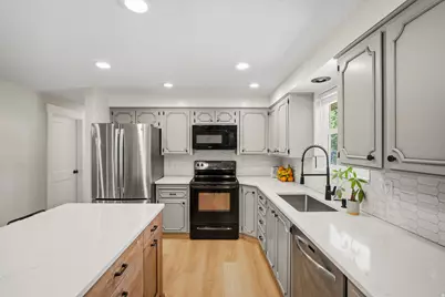2870 N 1025 E, North Ogden, UT 84414 - Photo 6