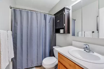 10475 N Canterbury Dr, Highland, UT 84003 - Photo 38