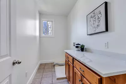 10475 N Canterbury Dr, Highland, UT 84003 - Photo 24