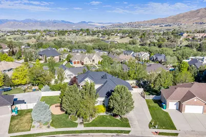 10475 N Canterbury Dr, Highland, UT 84003 - Photo 74