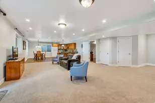 10475 N Canterbury Dr, Highland, UT 84003 - Photo 30