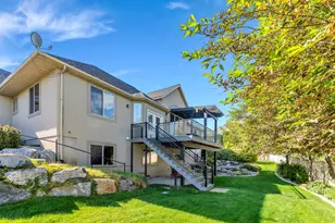 10475 N Canterbury Dr, Highland, UT 84003 - Photo 56