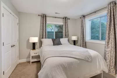 10475 N Canterbury Dr, Highland, UT 84003 - Photo 36