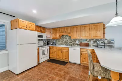 10475 N Canterbury Dr, Highland, UT 84003 - Photo 32