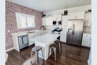 751 S Crooked Post Way, Saratoga Springs, UT 84045 - Photo 6