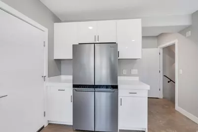 7045 S 300 E, Midvale, UT 84047 - Photo 8