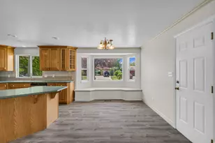 1035 E Hillcrest Dr, Springville, UT 84663 - Photo 8