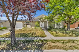 1035 E Hillcrest Dr, Springville, UT 84663 - Photo 2