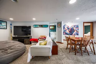 992 S 1300 E, Salt Lake City, UT 84105 - Photo 22