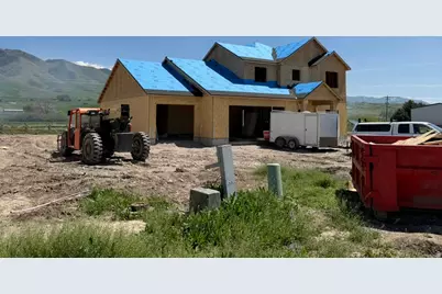 1249 S 780 E, Hyrum, UT 84319 - Photo 1