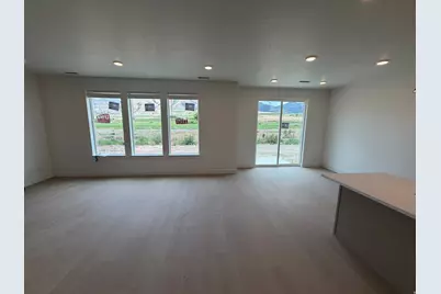 1249 S 780 E, Hyrum, UT 84319 - Photo 10