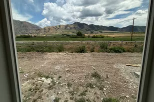 1249 S 780 E, Hyrum, UT 84319 - Photo 14