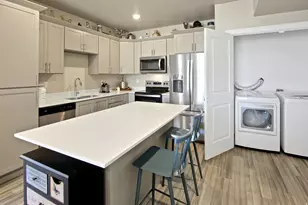2101 N Main St, Sunset, UT 84015 - Photo 6