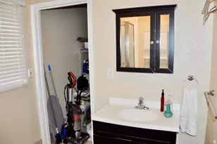 1155 N 200 E, Orem, UT 84057 - Photo 22
