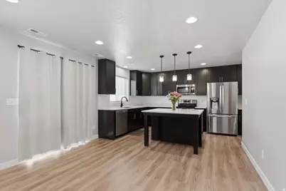 2054 W Lydia Ln S, Syracuse, UT 84075 - Photo 8