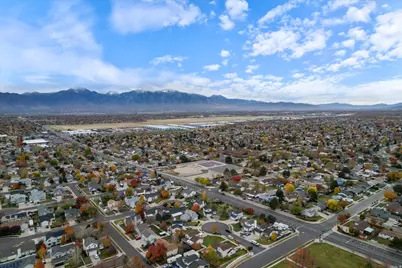 5352 W Cassatt Cir, Kearns, UT 84118 - Photo 36