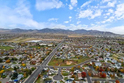 5352 W Cassatt Cir, Kearns, UT 84118 - Photo 38