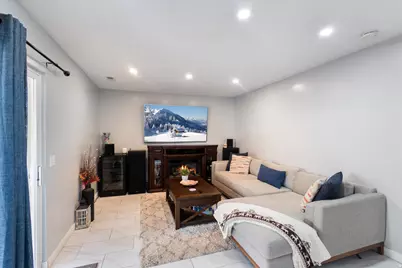 5352 W Cassatt Cir, Kearns, UT 84118 - Photo 14