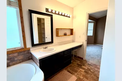 799 E Main St, Grantsville, UT 84029 - Photo 10