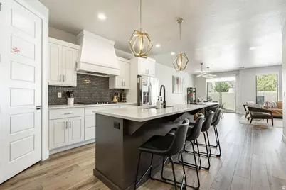 2306 N Park Center Dr #43, Washington, UT 84780 - Photo 2