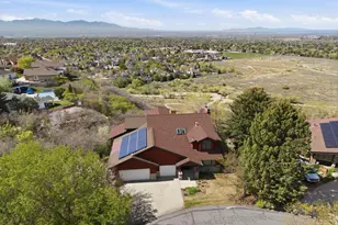 8 Altawood Dr S, Sandy, UT 84092 - Photo 2