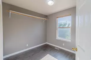 170 N 360 W, Clearfield, UT 84015 - Photo 8