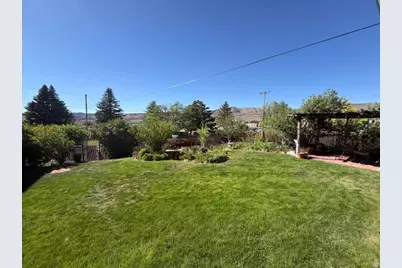 105 3rd Ave, Dutch John, UT 84023 - Photo 38