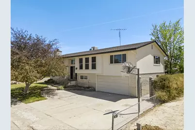 418 E 300 N, Delta, UT 84624 - Photo 2