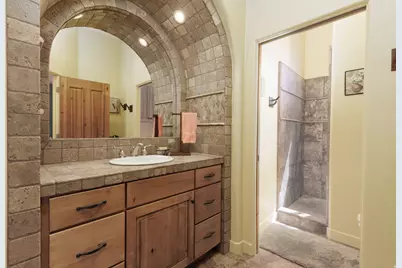 595 S Pinebrook Ln, Saint George, UT 84770 - Photo 12