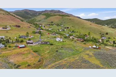 8927 E Pineview Dr N, Huntsville, UT 84317 - Photo 46