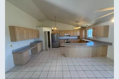 8927 E Pineview Dr N, Huntsville, UT 84317 - Photo 10