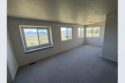 8927 E Pineview Dr N, Huntsville, UT 84317 - Photo 26