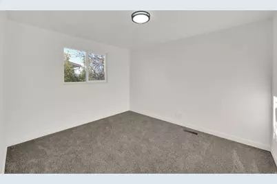 2054 W Mark St, Layton, UT 84041 - Photo 18