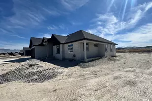 596 E Otto Ln, Grantsville, UT 84029 - Photo 2