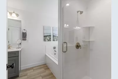 4904 N Mt Nebo Dr, Eagle Mountain, UT 84005 - Photo 24