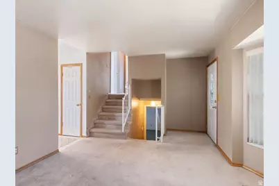 4246 S 6530 W, West Valley, UT 84128 - Photo 4