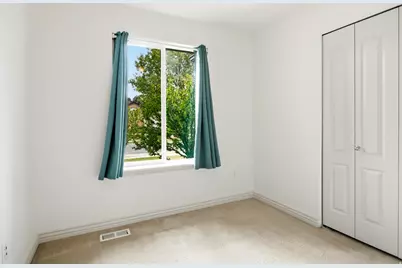 7103 S Sorrento Way, West Jordan, UT 84081 - Photo 16