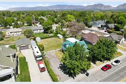 205 E 4800 S, Murray, UT 84107 - Photo 28