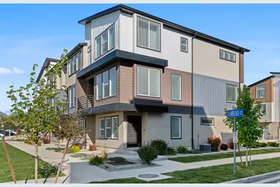 8307 S Durham St, Sandy, UT 84070 - Photo 28