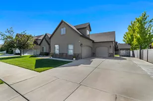 211 N 3000 W, Provo, UT 84601 - Photo 2