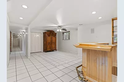 179 E Dorchester Dr N, Salt Lake City, UT 84103 - Photo 8