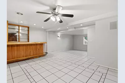 179 E Dorchester Dr N, Salt Lake City, UT 84103 - Photo 10