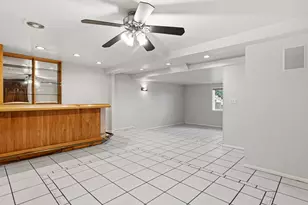 179 E Dorchester Dr N, Salt Lake City, UT 84103 - Photo 10