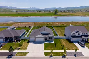 592 E 600 S, Hyrum, UT 84319 - Photo 24