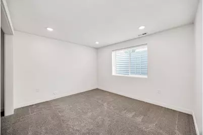 592 E 600 S, Hyrum, UT 84319 - Photo 26