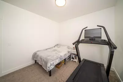 592 E 600 S, Hyrum, UT 84319 - Photo 14