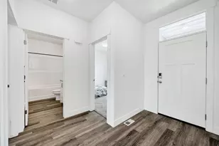 592 E 600 S, Hyrum, UT 84319 - Photo 32